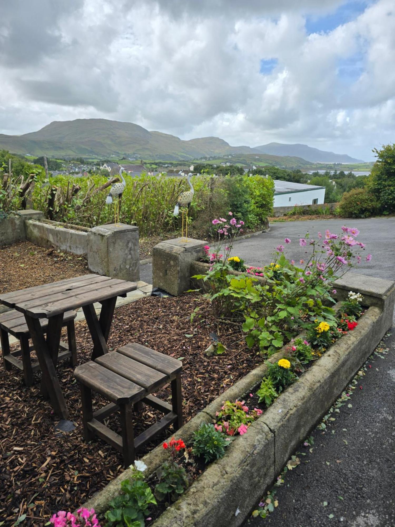 Abbey Lodge *